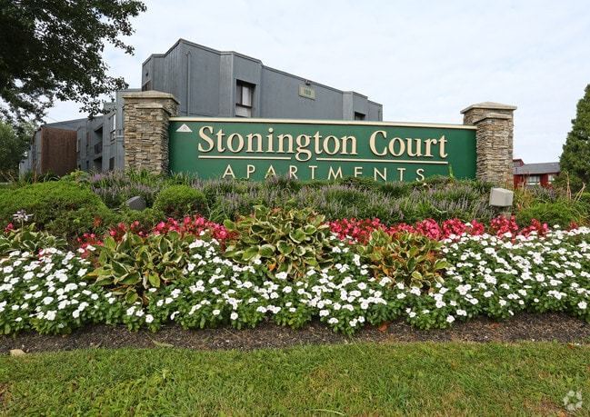 Photo - Stonington Court Apartments