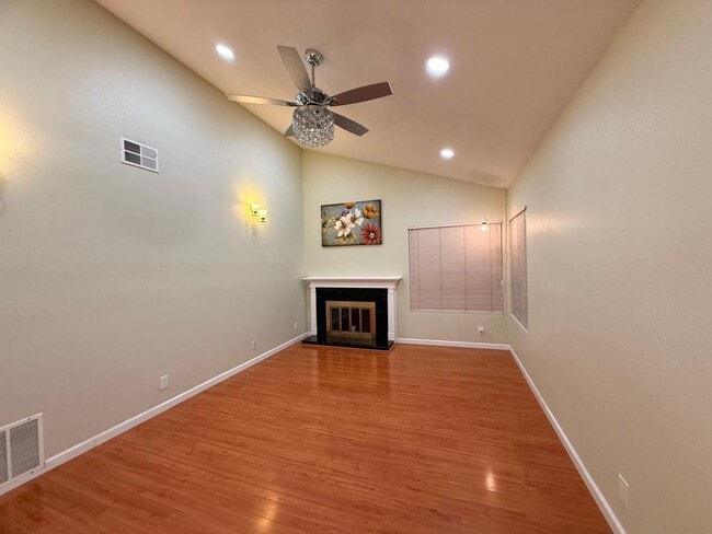 Photo - Bright & Spacious 3 Bedroom, 2 Bath Home in Fremont!