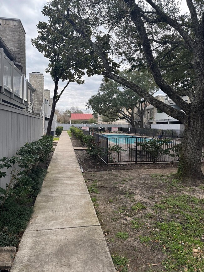 Photo - 10821 Braes Bend Dr