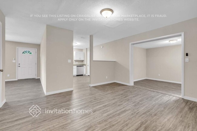 Photo - 4545 Lane Ave S