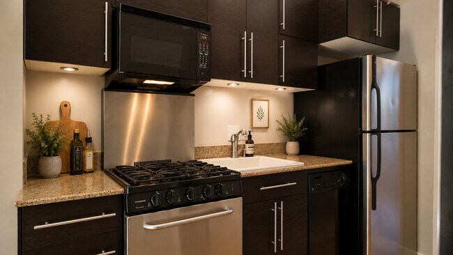Photo - 1532 N Greenview Ave