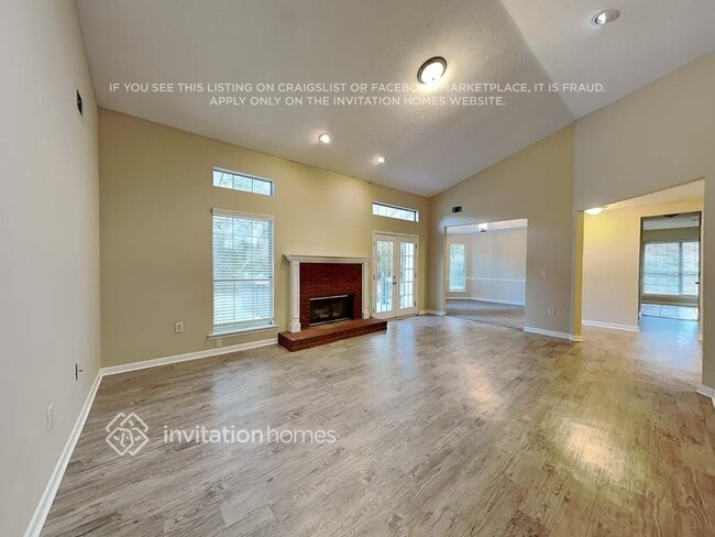 Photo - 3508 Tiffany Dr SE