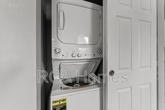 Photo - 118 N State Ave Unit B