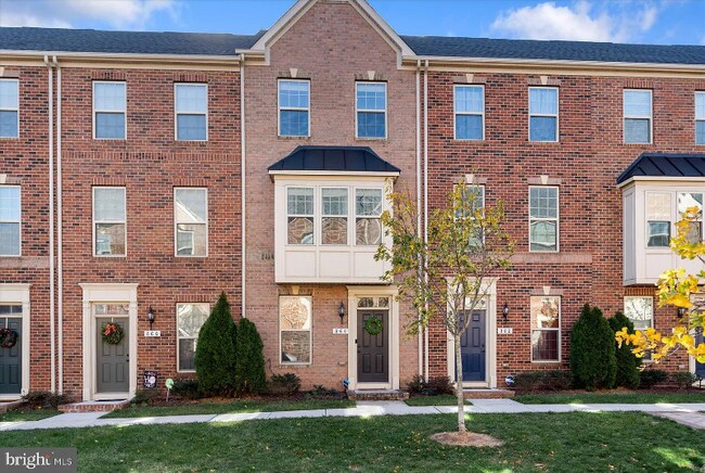 Photo - 864 S Macon St.