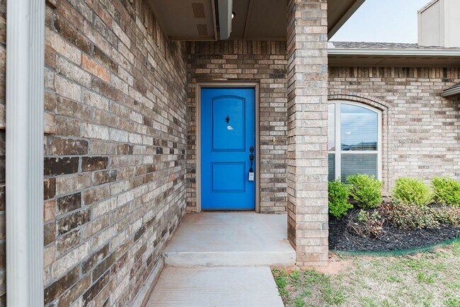 4701 Apatite Bluff Dr