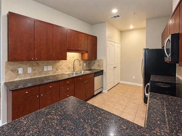 6553 Rutherford Rd