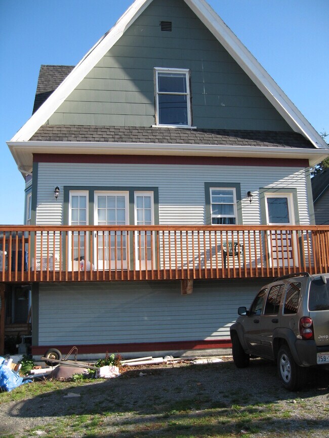 Photo - 1313 High St