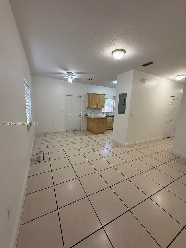Photo - 761 NW 24th Ct Unit 761