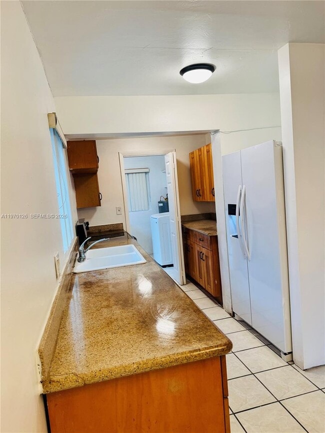 Photo - 2411 Rodman St