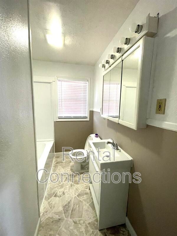 Photo - 604 S Carbon St