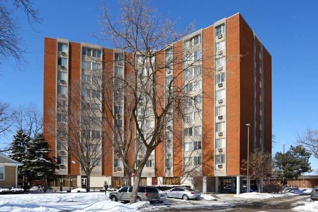Franklin Tower - Franklin Tower Apartments