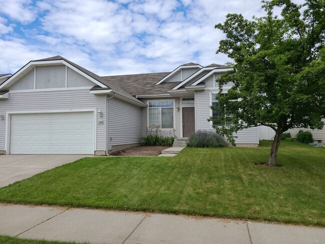 Building Photo - Lovely 3 Bedroom 2 Bath Sunshine Meadows Home for Rent!