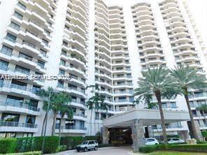 Building Photo - 3300 NE 191st St Unit 702