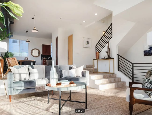 Building Photo - 5400 Playa Vista Dr