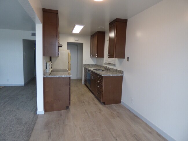 Photo - 16280 Saratoga St Unidad 2