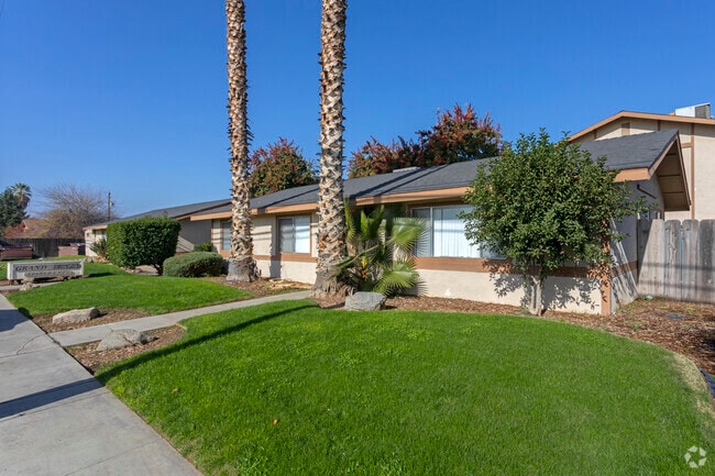 Grand Plaza Apartments