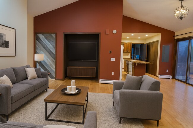 Photo - 6290 Wolff St