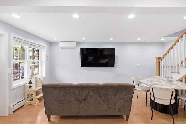 Photo - 38 Woodcliff Ave