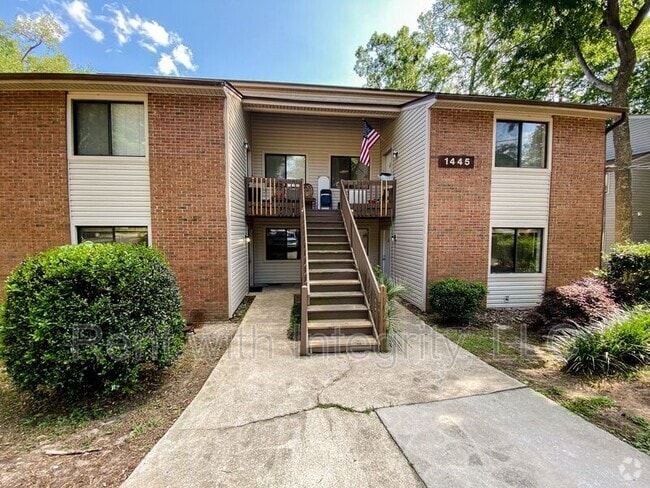Building Photo - 1445 Willow Bend Way Unit A Rental