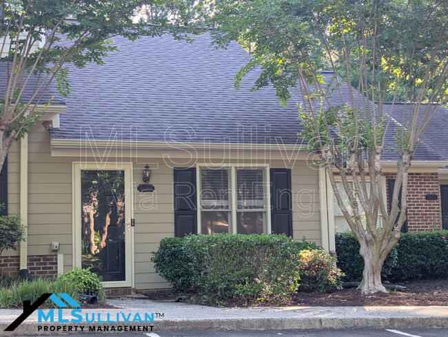 Photo - 602 Gatehouse Ln