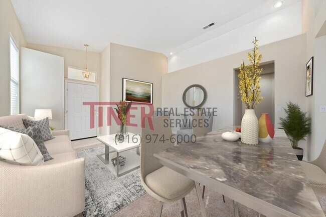 Photo - 7987 Kelvedon Way