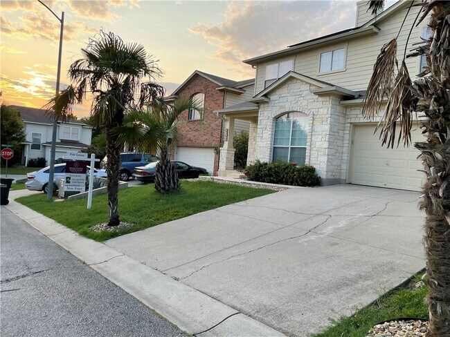 Photo - 4702 Virginia Dare Ln Unit 100