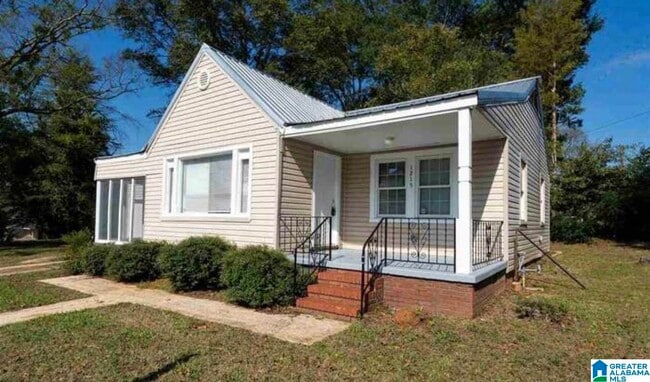 Photo - 1215 15th St N