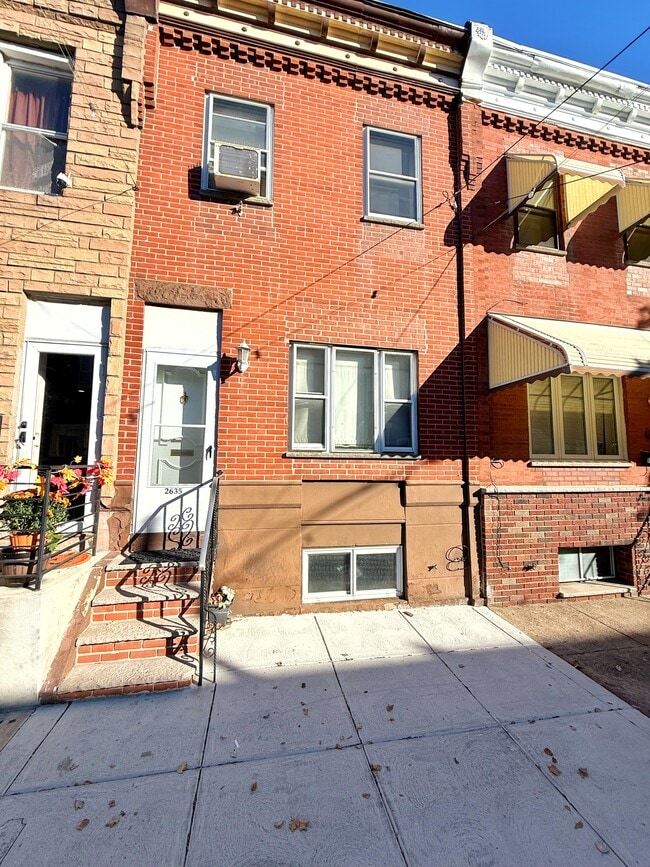 Photo - 2635 S Bouvier St