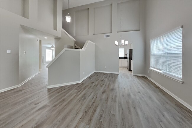 Building Photo - 12827 Deer Cove Ln