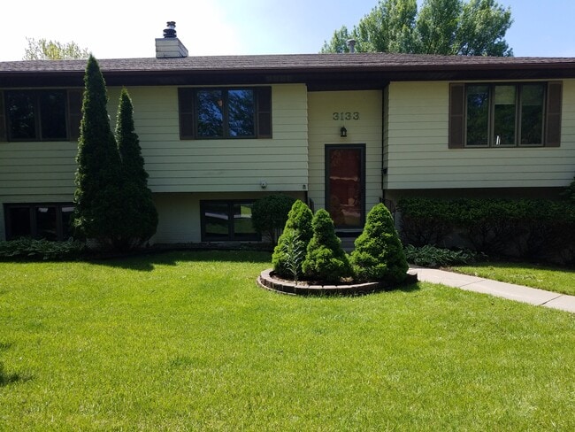 Building Photo - 3133 Wildbriar Ln