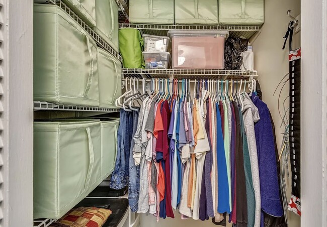 Photo - 306 Commonwealth Ave Unit Furnished studio walk to Train and King St