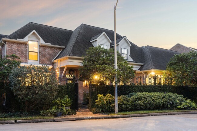 Photo - 4964 Post Oak Timber Dr