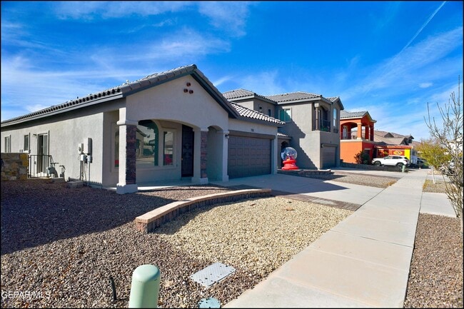 Building Photo - 781 Croxdale St