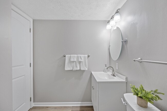 Photo - 8Ninety at Loveland