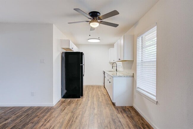 Photo - Townview - Athens