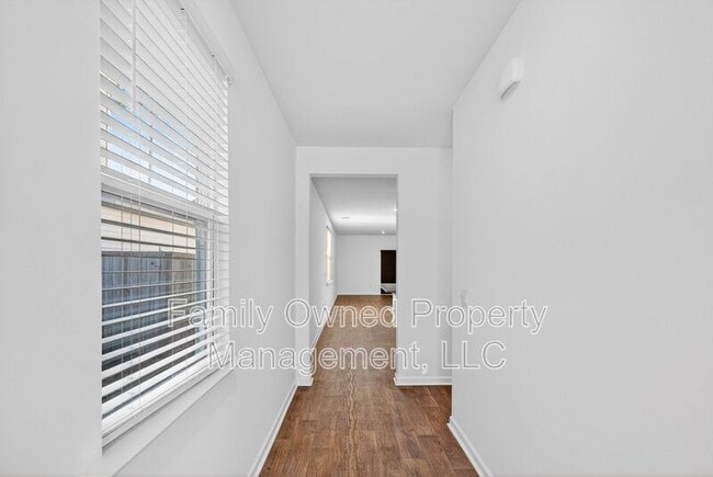 Photo - 262 N Lgt Wy