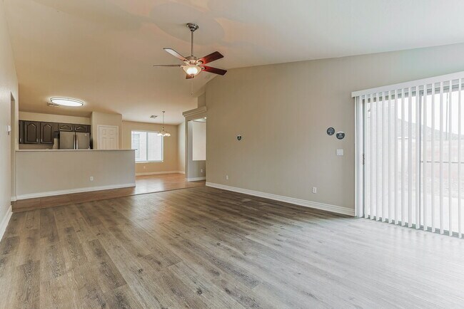 Photo - 34042 N Mercedes Dr