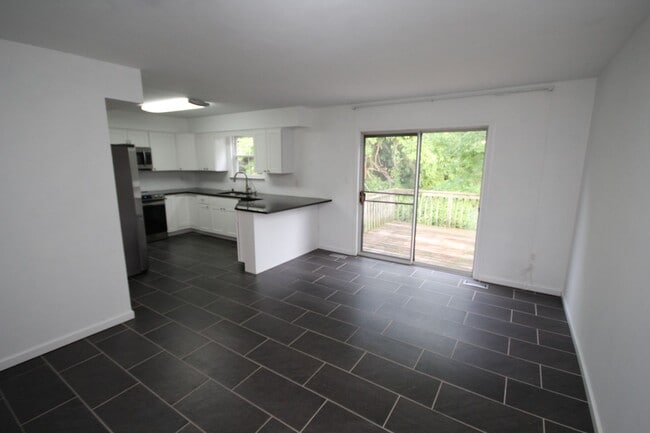 Photo - *Available Now* Upgraded End Unit Townhome...