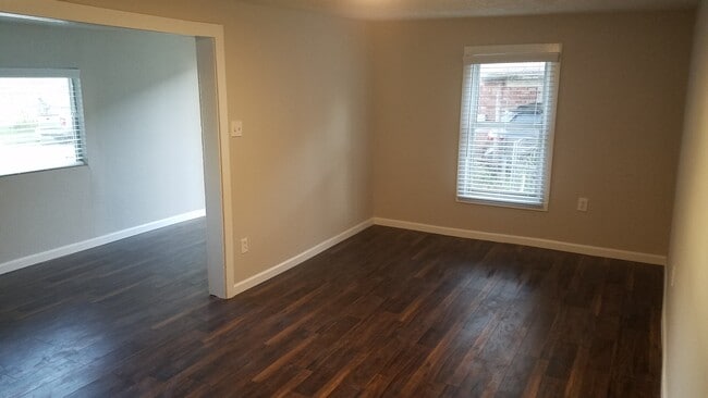 Photo - 4143 Odessa St