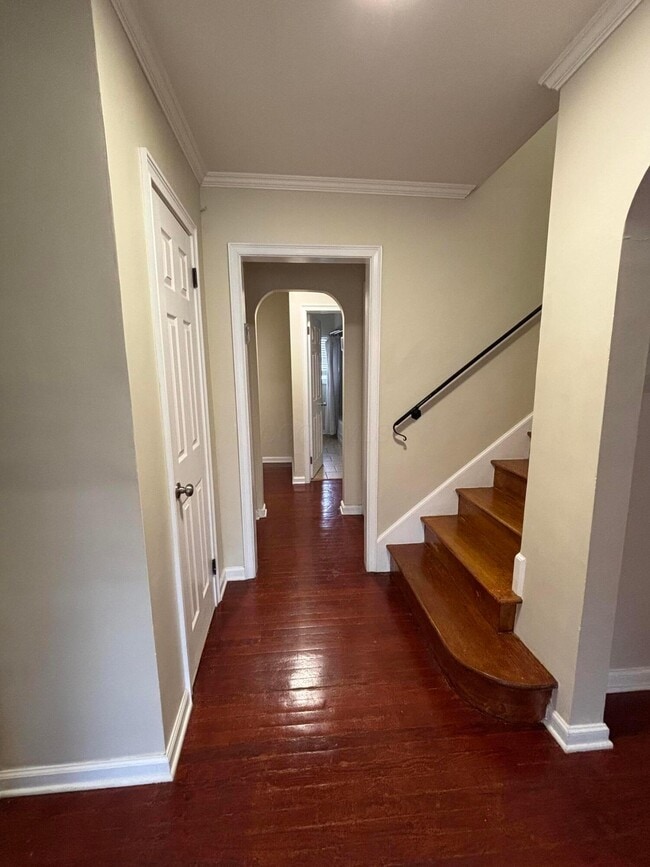 Photo - 514 Enfield Rd