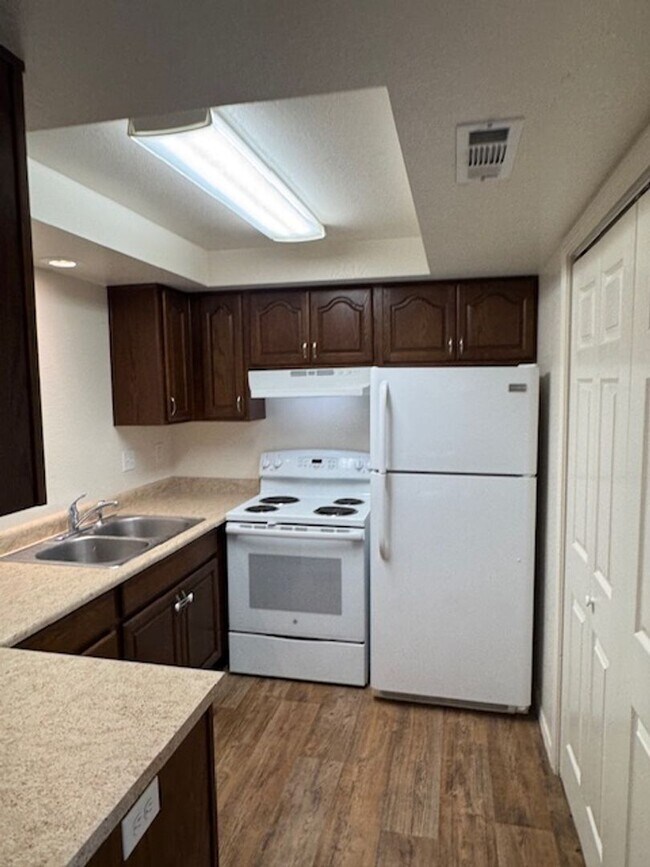 Photo - 2 BEDROOM TOWNHOME IN PHOENIX