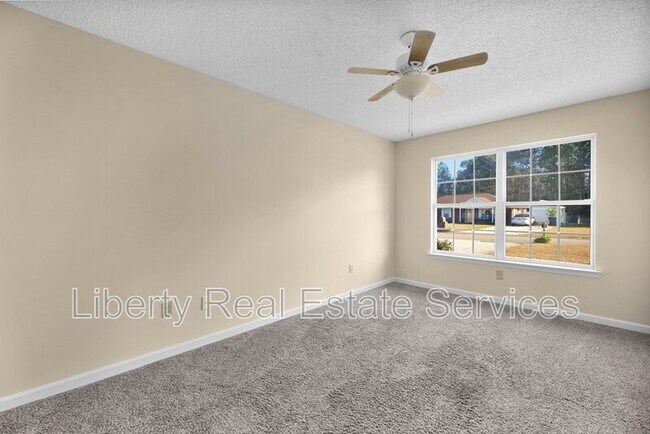 Photo - 934 Poppleton Dr