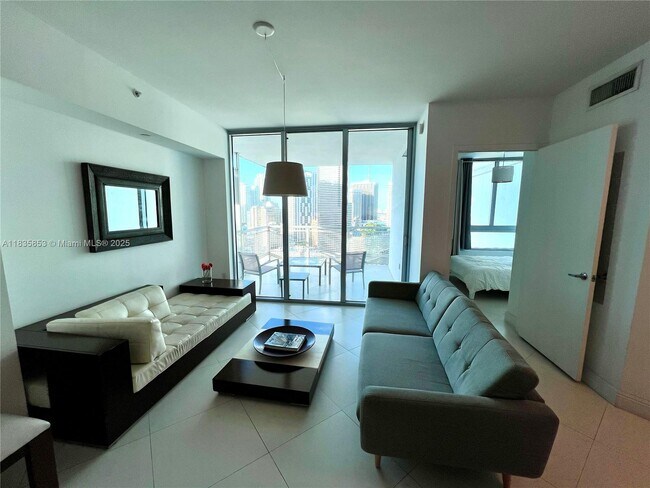 Photo - 350 S Miami Ave Unidad 2303 Rental