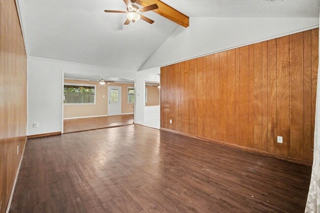 16315 Deer Lick Dr