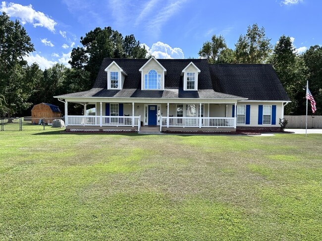 Photo - 304 Chisholm Trail