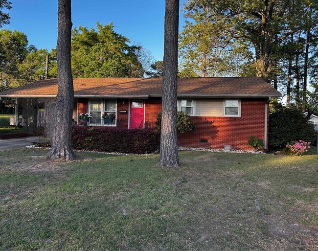 Photo - 3318 Rogers Dr