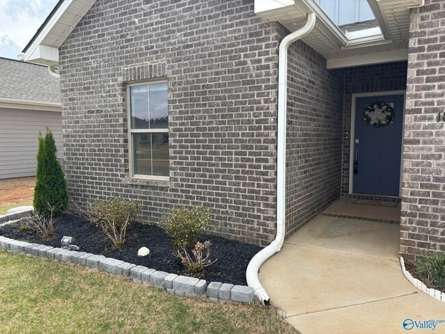 Photo - 180 Fenwick Pl