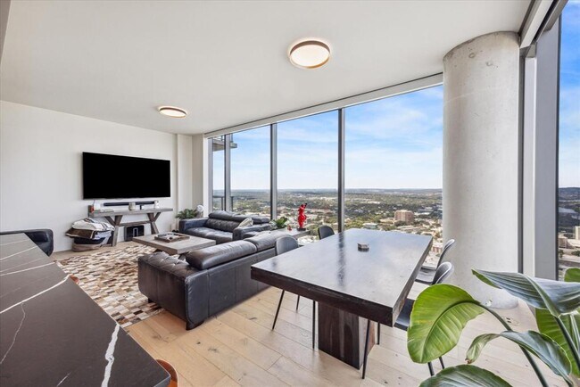 Photo - 44 East Ave Unit 4203