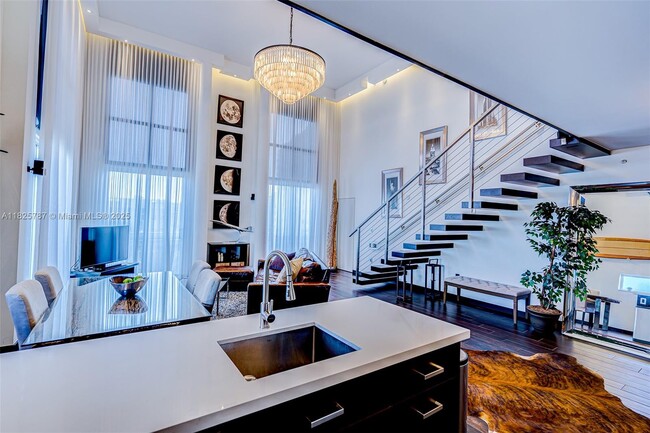 Photo - 1701 Sunset Harbour Dr Unidad L507