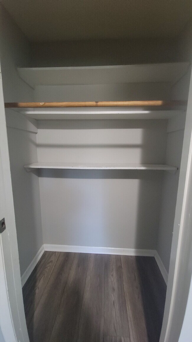 " 2-Bedroom Retreat in Huntsville – Cozy 803 Sq Ft Haven on Foster Ave!"
